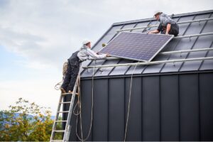 installation de panneaux solaires sur votre toiture